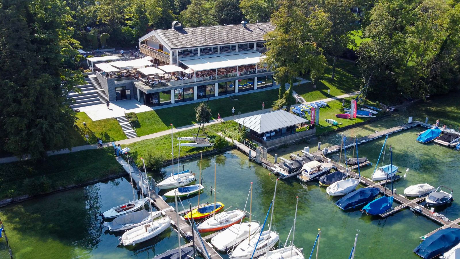 Marina Hotel am Yachthafen